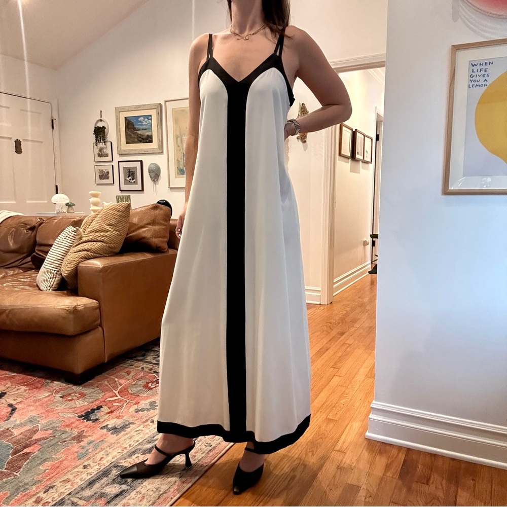 Elegant Black and White Maxi Dress